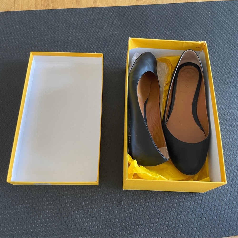 Fendi Ballerina Vitello Flamingo Flats 37.5 Black